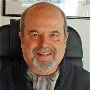 Sono un formatore esperto di diverse materie e flessibile nelle formule di insegnamento anche di materie complesse.